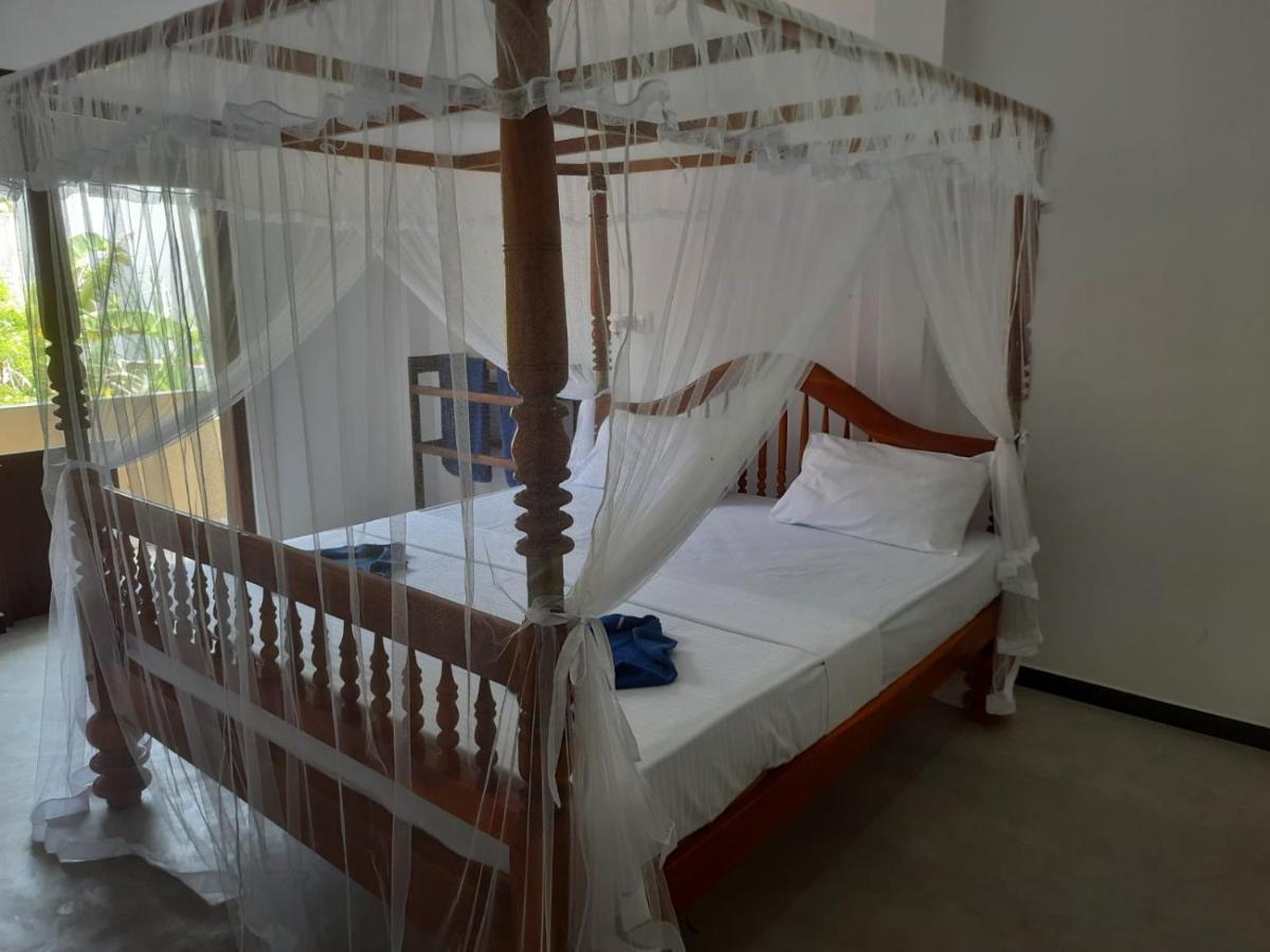 Bluefin Place To Stay Unawatuna Eksteriør billede