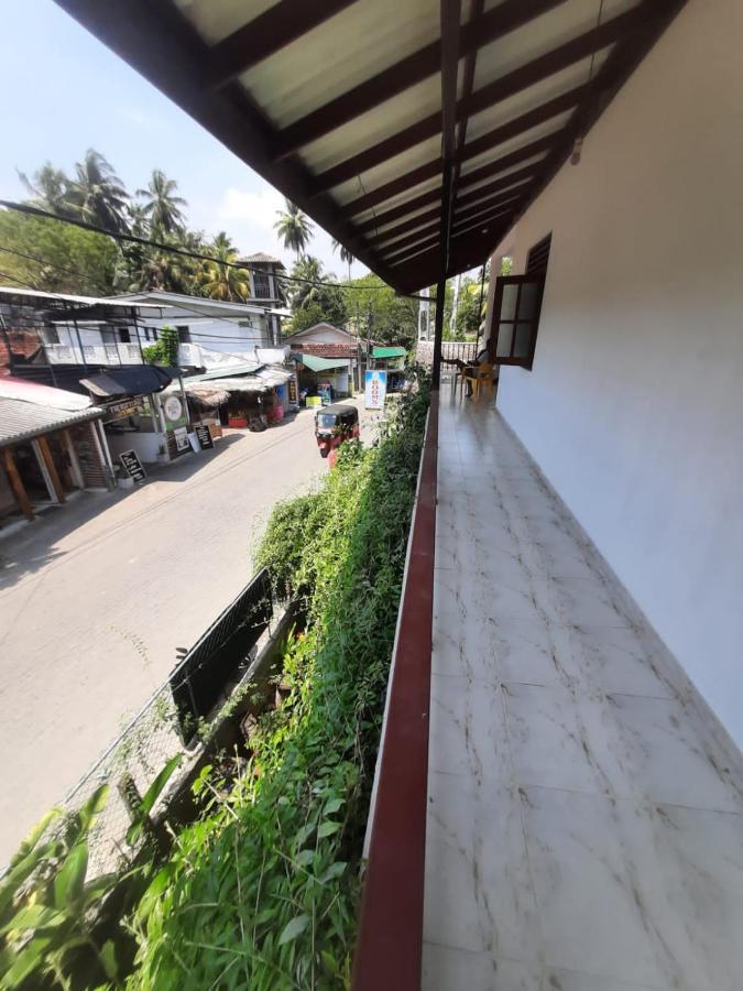 Bluefin Place To Stay Unawatuna Eksteriør billede